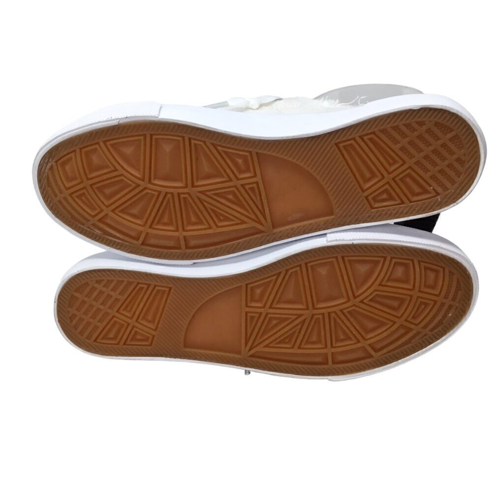Obtaom Fashion Canvas Sneaker Natural White Size 8 Low Top Slip On Shoes Walking - Picture 8 of 9